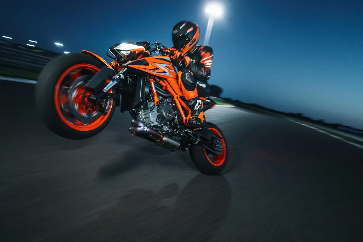 KTM 1290 Super Duke R EVO