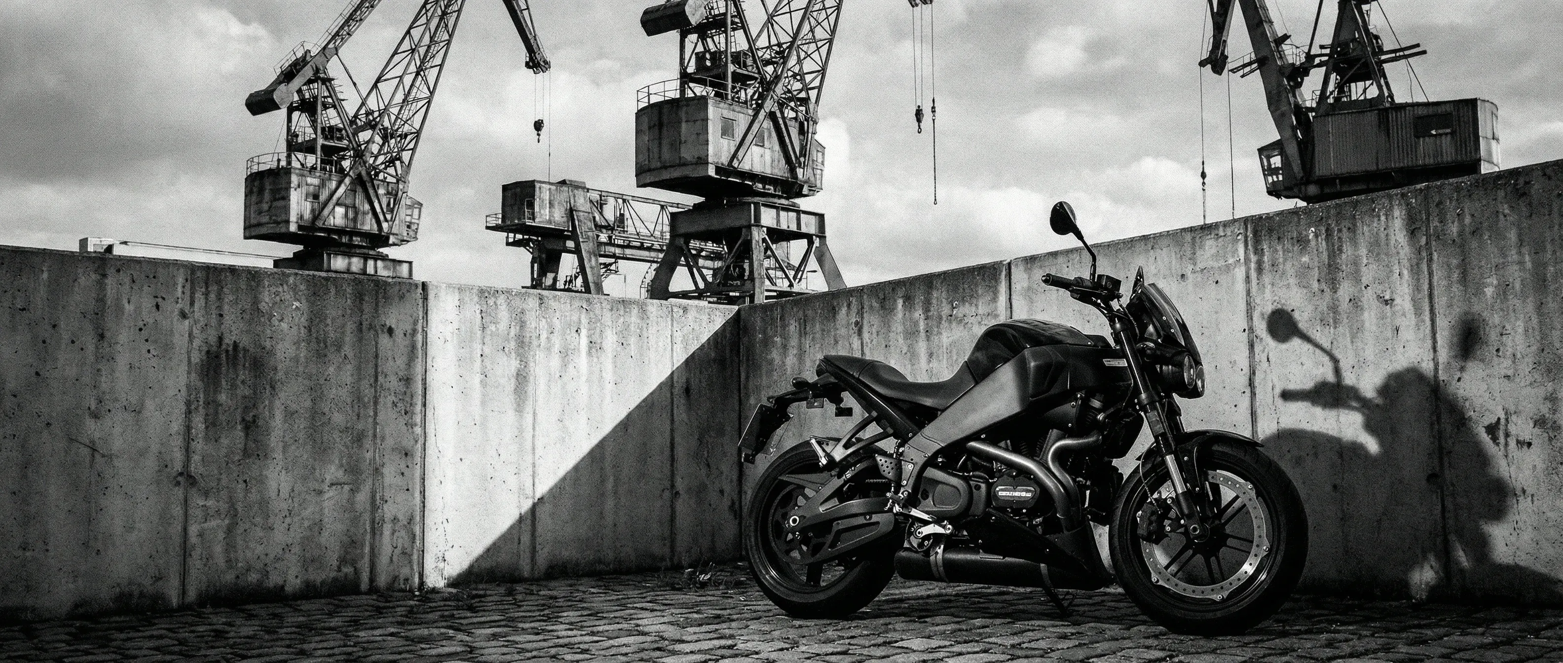 Buell XB12 SCG